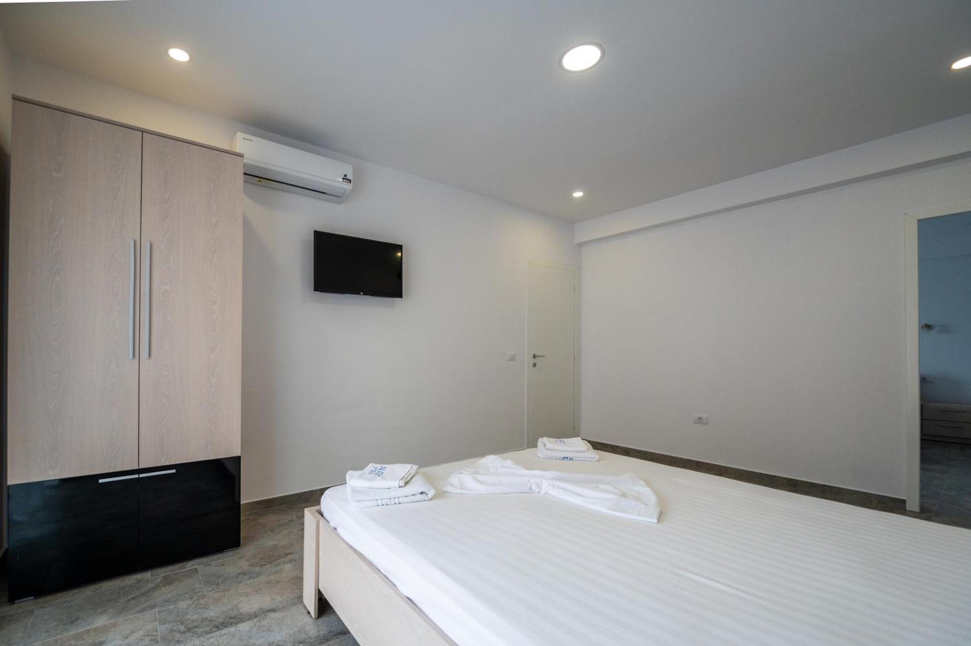 Casa Mathias Hotel เอโฟริเอนอร์ด ภายนอก รูปภาพ