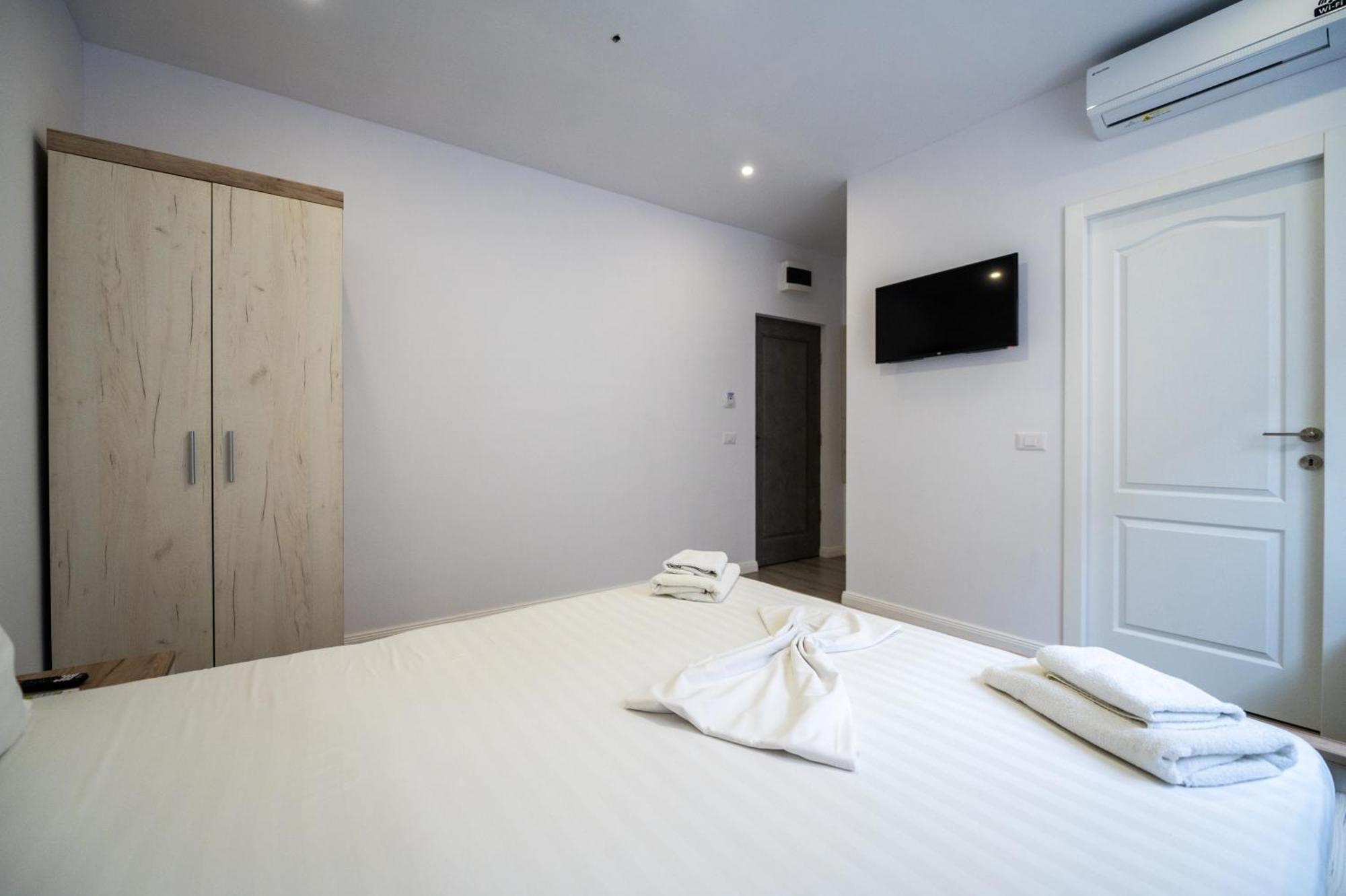Casa Mathias Hotel เอโฟริเอนอร์ด ภายนอก รูปภาพ