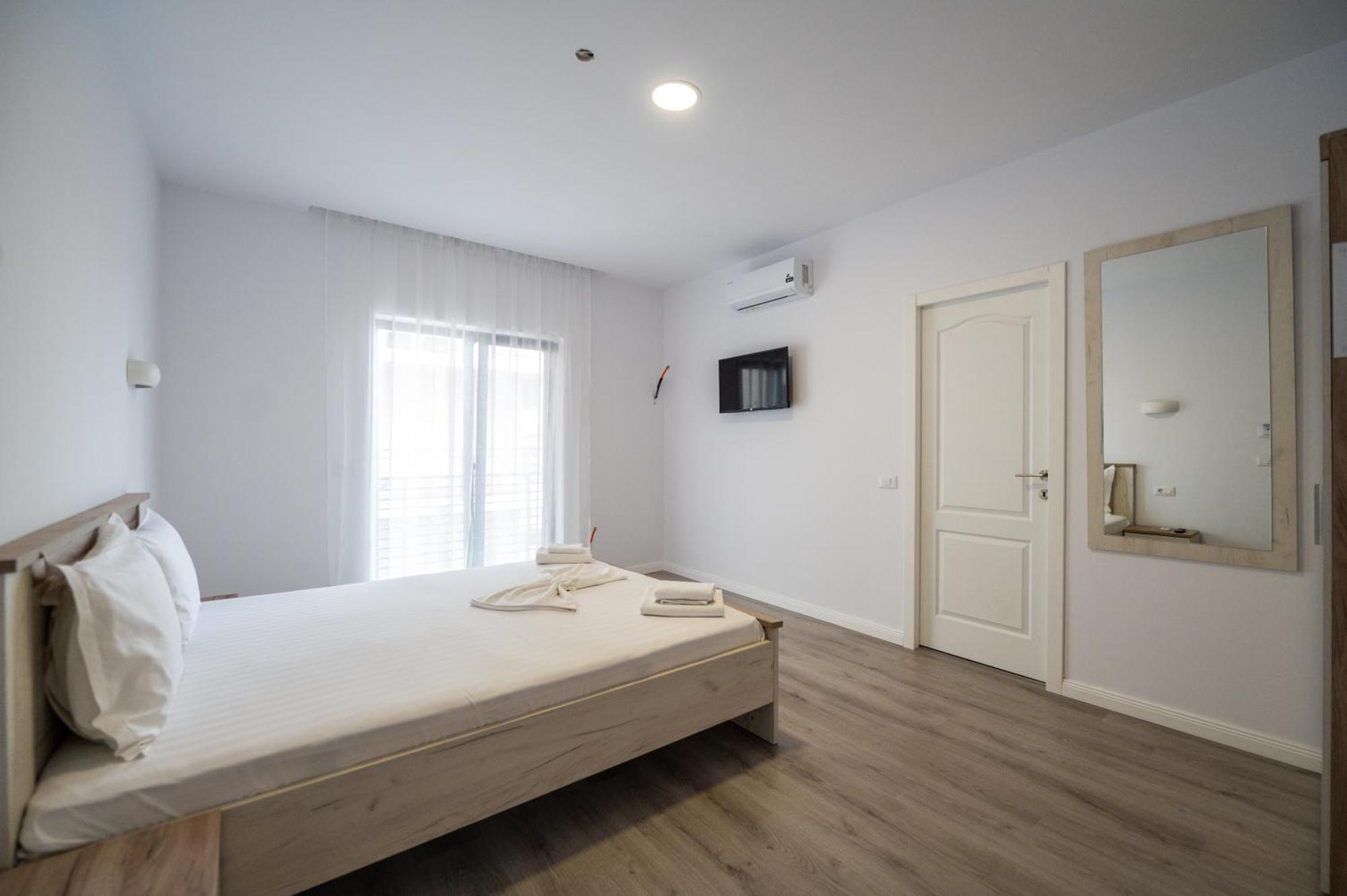 Casa Mathias Hotel เอโฟริเอนอร์ด ภายนอก รูปภาพ
