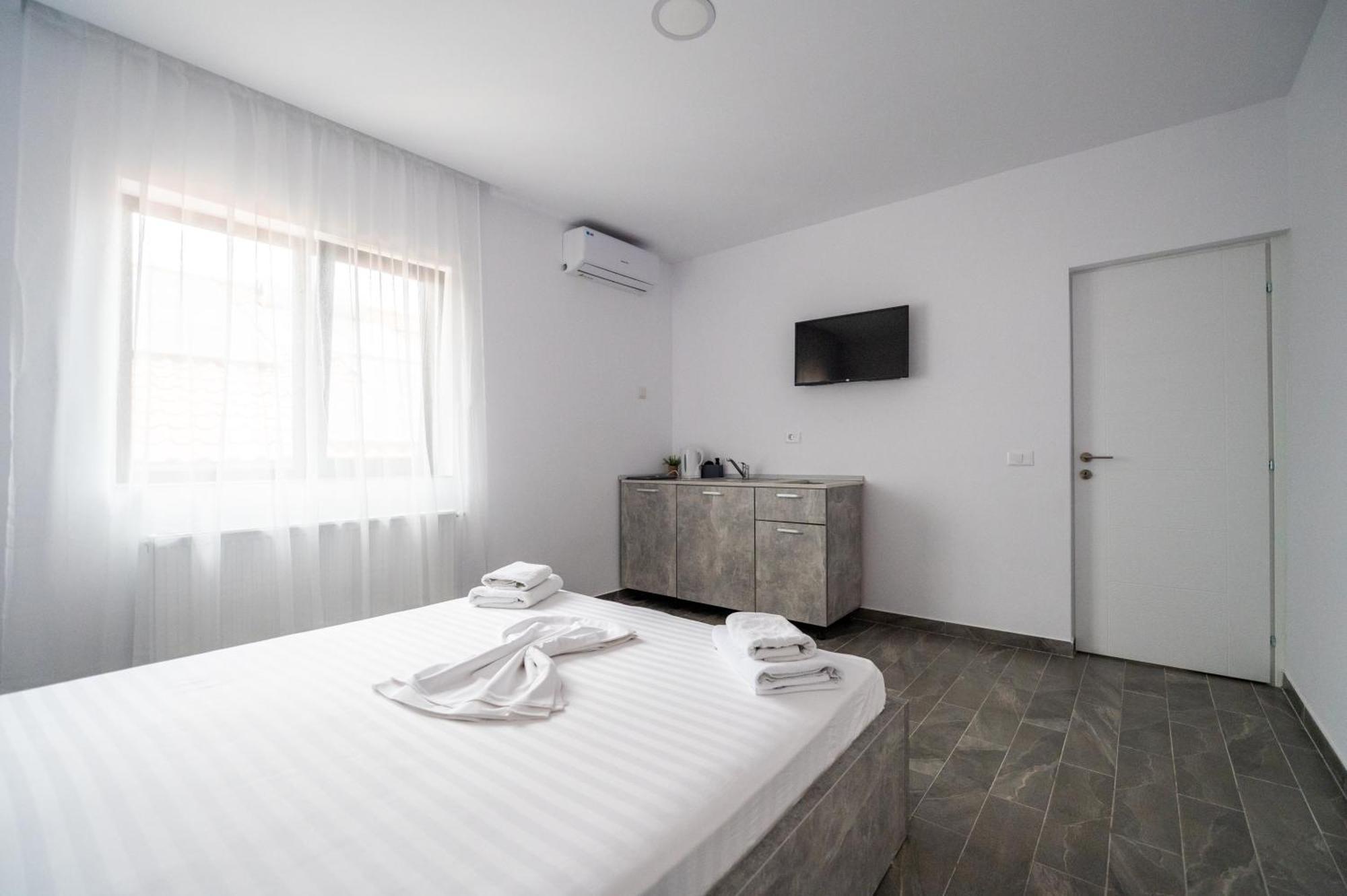 Casa Mathias Hotel เอโฟริเอนอร์ด ภายนอก รูปภาพ